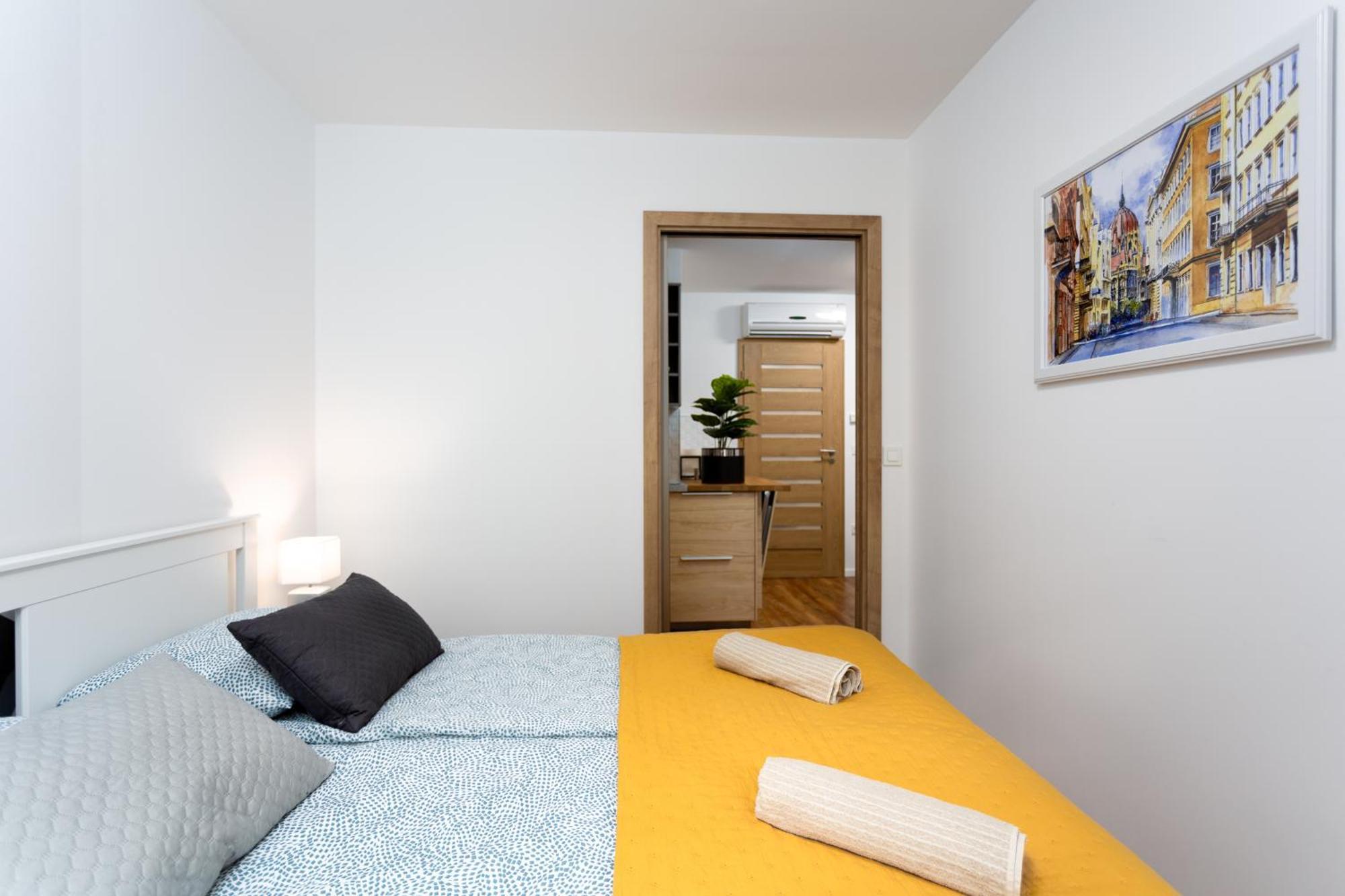 Downtown Cube Apartament